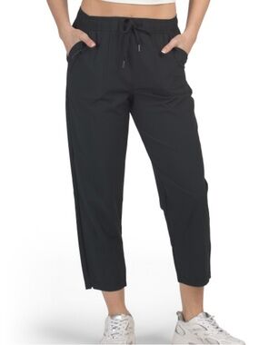 Eddie Bauer Women’s Black Drawstring Cropped Pants